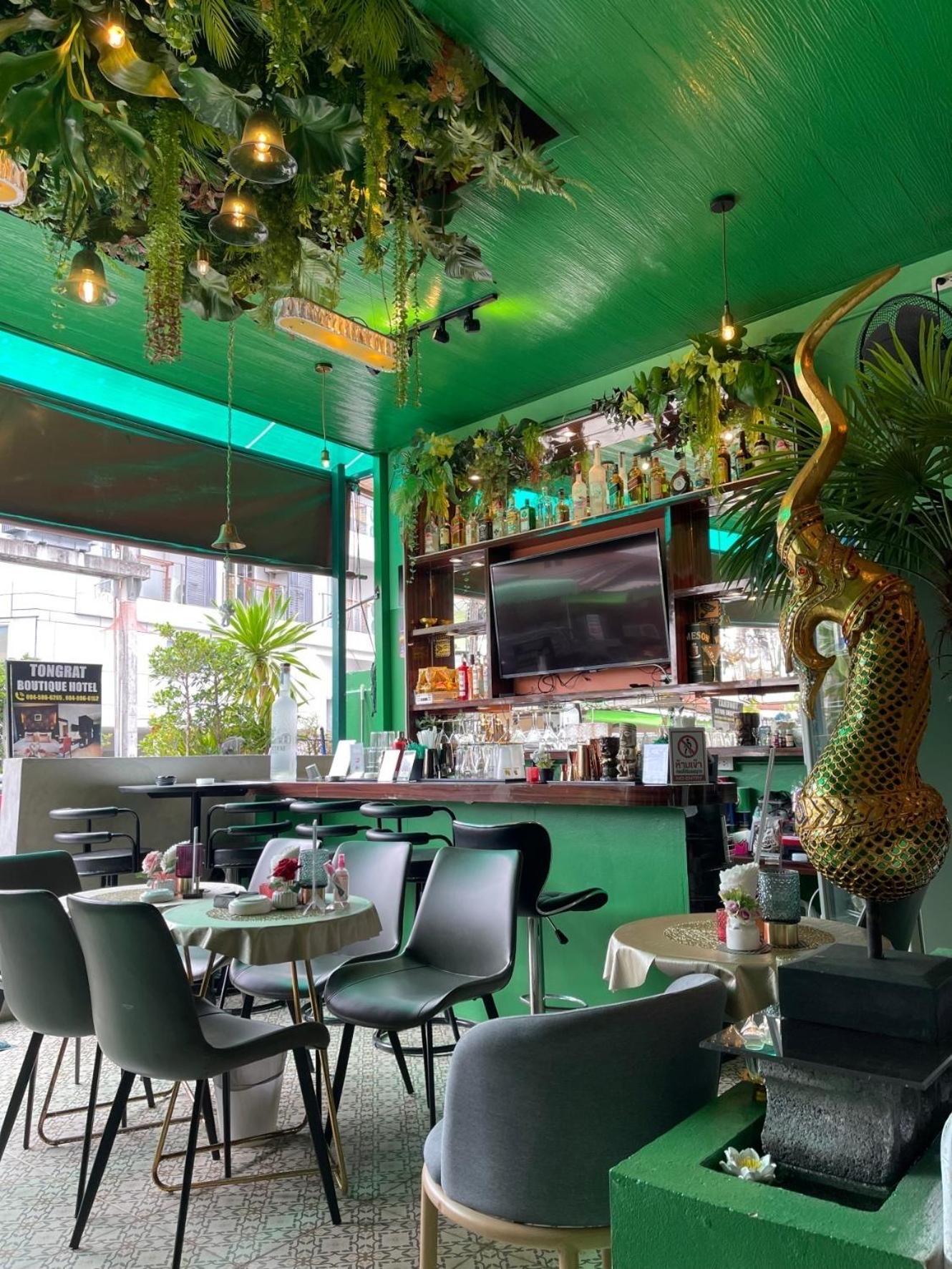 Elephant Room Patong Ngoại thất bức ảnh