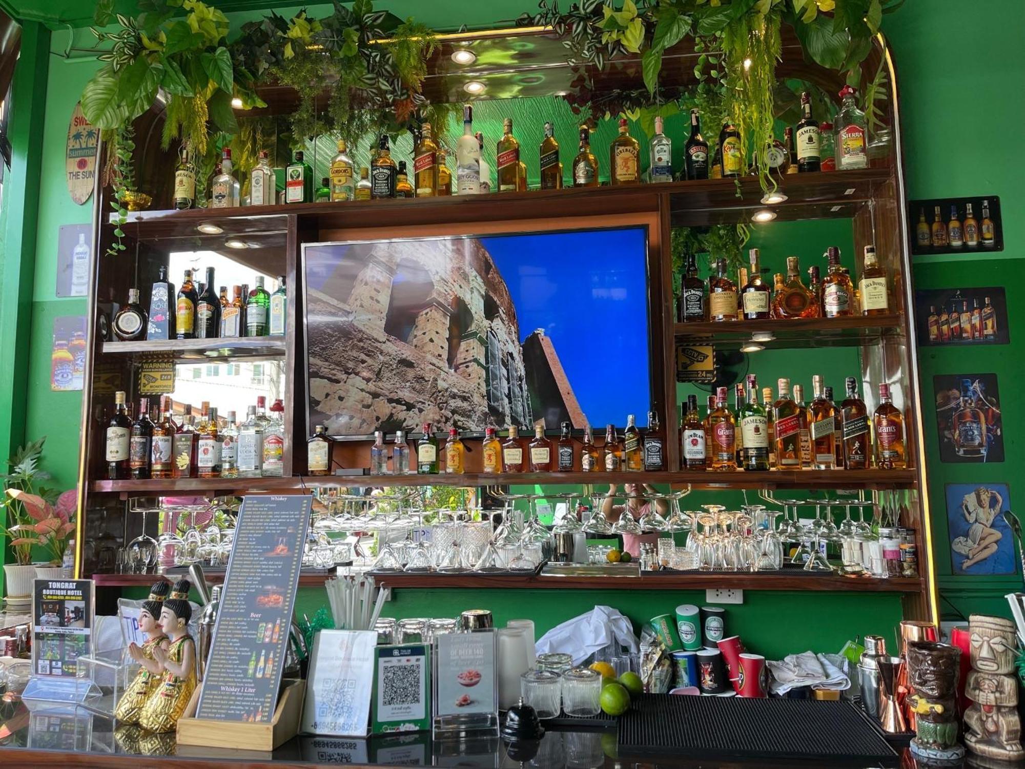 Elephant Room Patong Ngoại thất bức ảnh